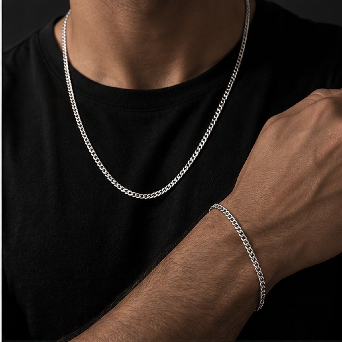 Corrente e pulseira Grumet Velare em composição lifestyle premium
